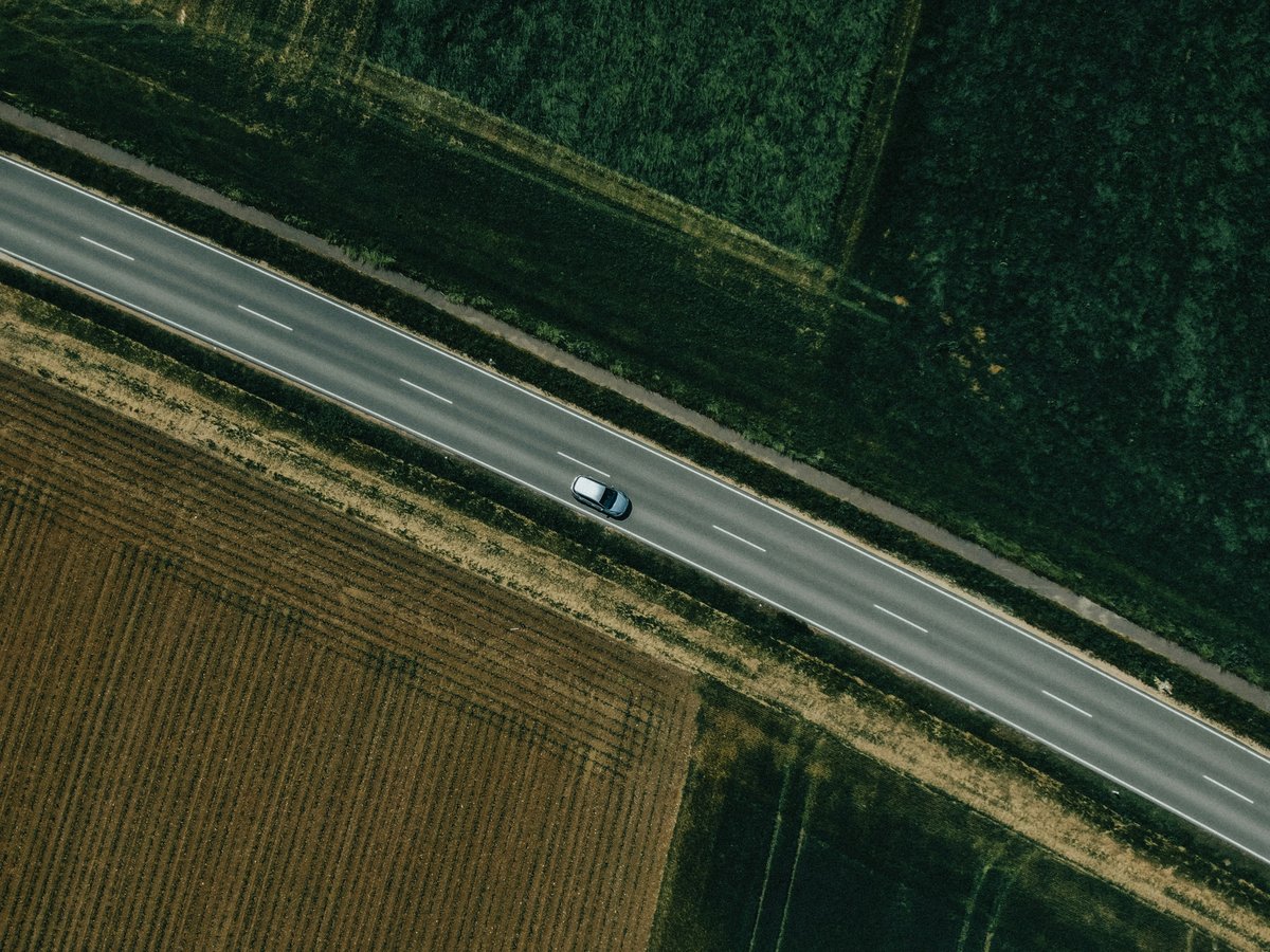 marcel-strauss-KJis7B5fhQY-unsplash